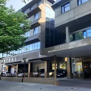 Central-hotel Tegel ** Berlino